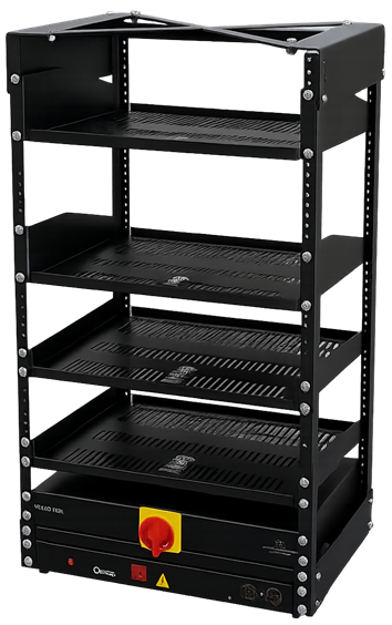 RACK DE 18U, PDU DE VIDEO 25 AMP, 4 BANDEJAS Y MULTITOMA 10 SALIDAS